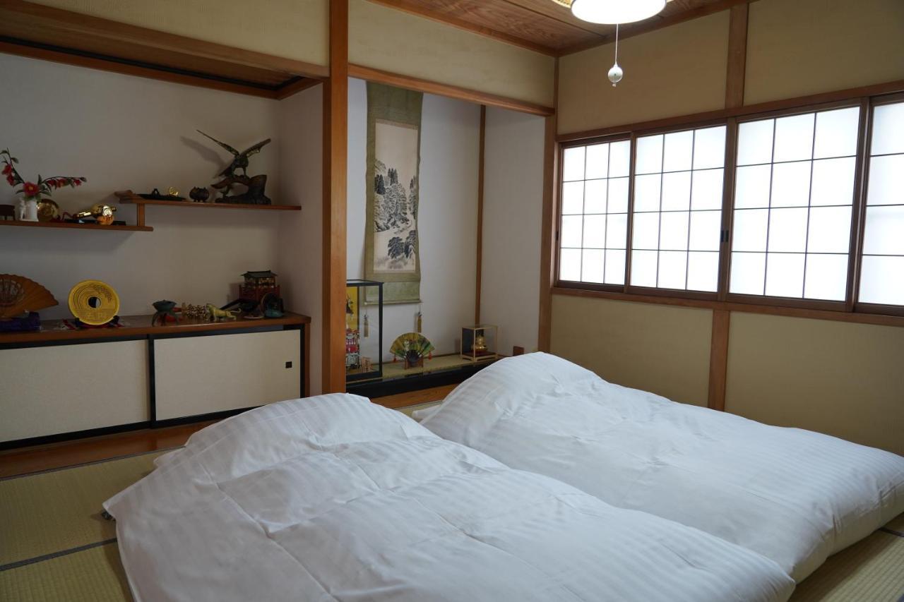 吹屋庵 Villa ทาคายาม่า ภายนอก รูปภาพ