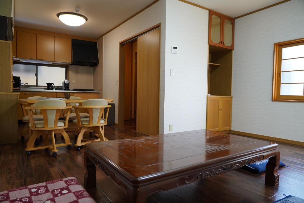 吹屋庵 Villa ทาคายาม่า ภายนอก รูปภาพ